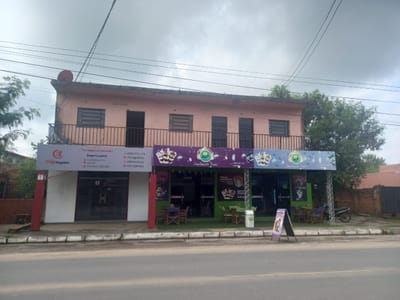 VENTA DE CASA EN VILLA HAYES
