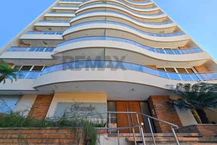 EN VENTA Departamento 3 habitaciones. Villa Morra, Shopping Mariscal