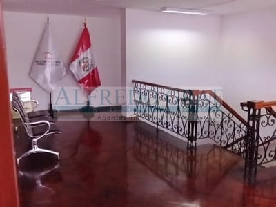 Casa como Oficina Alquiler Av. Guardia Chalaca (piso 1 Y Piso 2) - Urb. Santa Marina - Cercado Callao