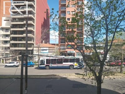 Apartamento en venta c/ cochera en Pocitos