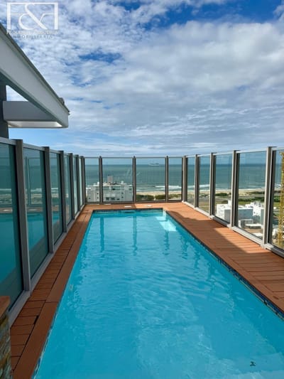 Apartamento en venta c/ cochera en Puerto