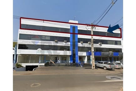 ALQUILO OFICINA SOBRE AVDA. RCA. ARGENTINA