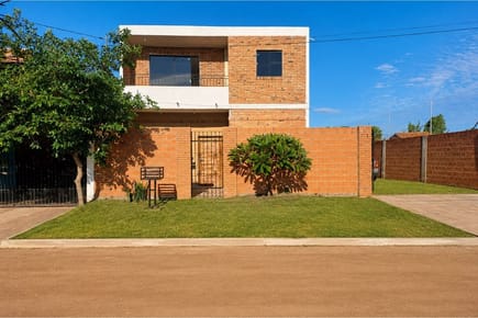 Casa-Alquiler-Calle Agustín Pio c/ Calle s/n, Limpio, Central