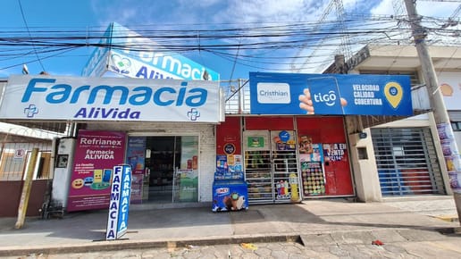CASA COMERCIAL EN VENTA