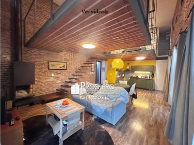 VA2079/1 Venta Apartamento Duplex 2dorm Ciudad Vieja 1 por escalera