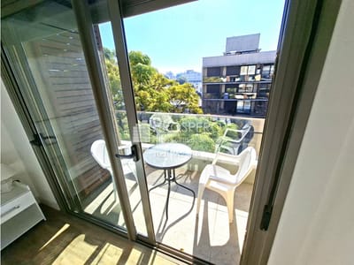VA2326/2 Venta Apto Monoambiente Pocitos  c/ Balcón