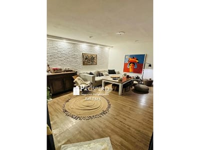 2373/2 venta casa tipo apto 3 dorm  Parque batlle c/patio