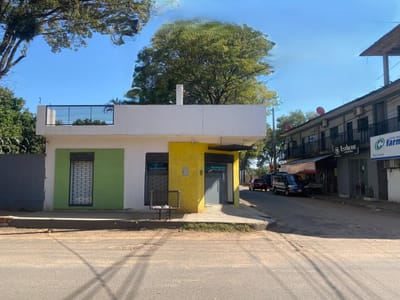 ALQUILER DE CONSULTORIO U OFICINA EN ESQUINA – SAN LORENZO