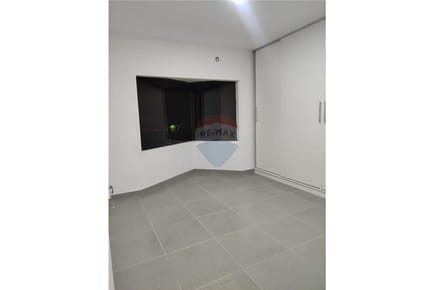 VENDO HERMOSO DUPLEX SEMI A ESTRENAR EN LAMBARE ZONA YACHT 