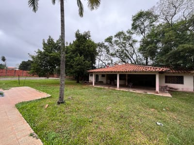 4. REMATO TERRENO EN ESQUINA SOBRE LA RUTA LUQUE SANBER DE CALLE A CALLE
