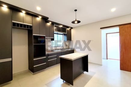 Casa - Venta - Luque, Central, Paraguay