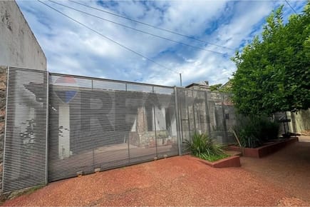 Casa en Venta - Barrio Mburucuyá