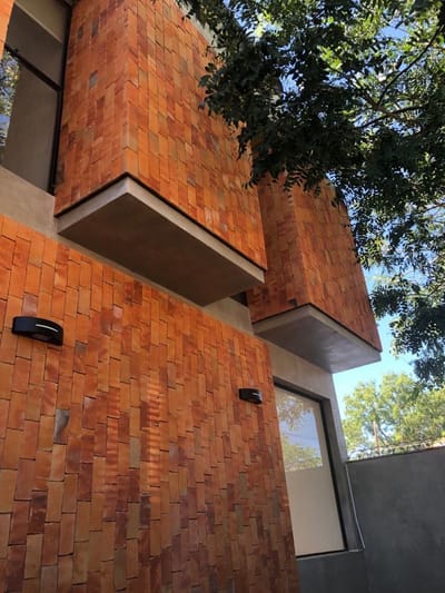 EN ALQUILER - Triplex de 3 Dormitorios, frente al Condominio Montealto, Luque.