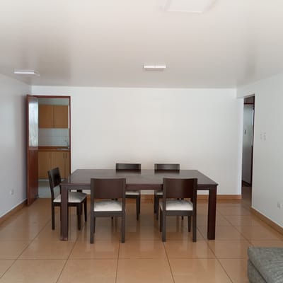 Alquiler De Departamento Cerca Al Malecón De Miraflores, 100 M2