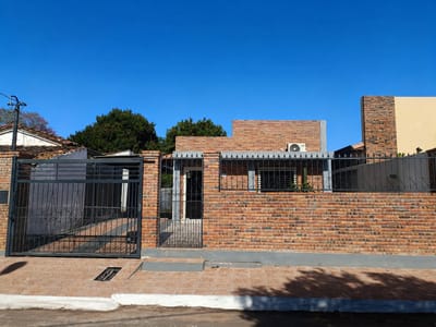CASA EN VENTA EN CAACUPE