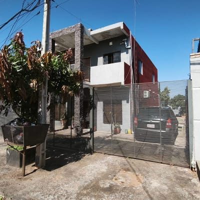 Casa Venta Ñemby 6 Dor 4 Garaje 384m2 Gs. 710M