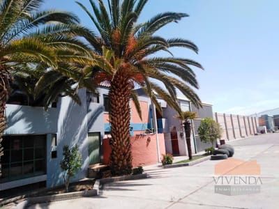 Vendo! Amplio Almacén de 7,400 m² en Jlb y Rivero