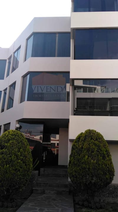Hermoso y Amplio! Dpto. en Cayma 159 m²