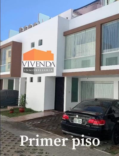 Vendo Linda Casa Muy Acogedora en J. L. B. y Rivero