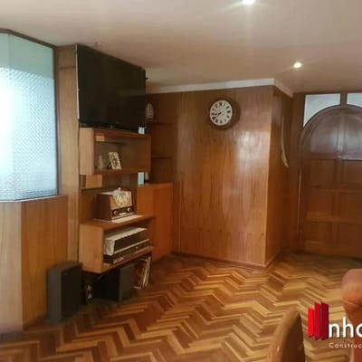 VENTA DE DUPLEX EN JOSE LUIS BUSTAMANTE Y RIVERO