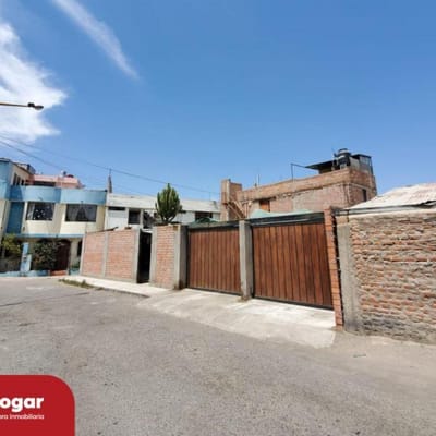 VENDO TERRENO A PRECIO DE OCASIÓN CERCA A LA AV PARRA