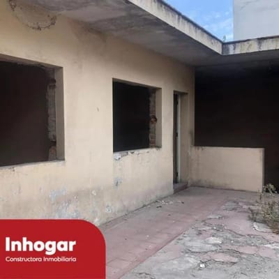 VENTA DE CASA EN BUENA ZONA DE AREQUIPA