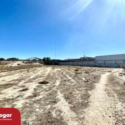 VENTA DE AMPLIO TERRENO INDUSTRIAL EN VIA DE EVITAMIENTO