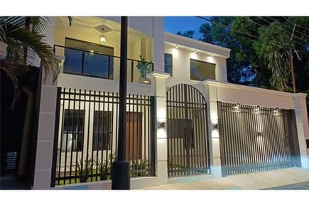 Casa-Venta-Barrio Aranjuez, San Vicente, Asunción