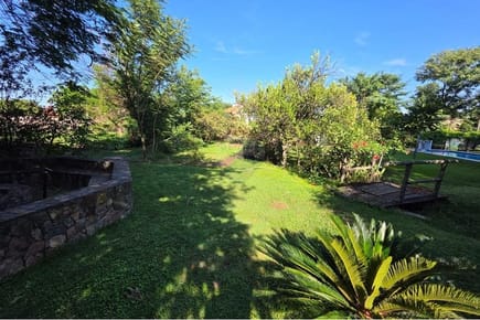 VENDO AMPLIO TERRENO EN SAN BERNARDINO - PUERTA DEL LAGO