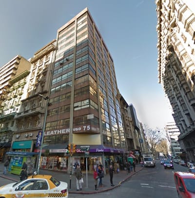 Gran Local en Venta con Renta sobre importante Avenida