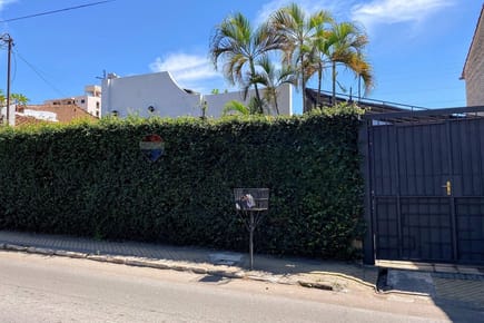 VENDO CASA EN BARRIO LAS MERCEDES