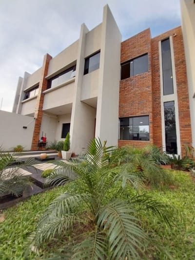 Vendo hermoso dúplex de 3hab en zona aeropuerto- M.R.Alonso