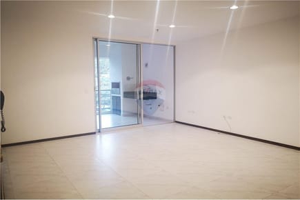 VENDO DEPARTAMENTO DE 2HAB. EN ASUNCION LOS LAURELES A UNA CUADRA DE LA AV. RCA. ARGENTINA 