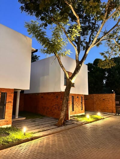 Vendo Hermoso Dúplex a Estrenar – Zona Luque, Barrio Loma Merlo