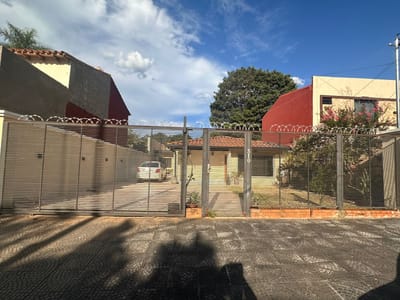 ALQUILO CASA EN LAMBARE- BARRIO SANTA LUCIA
