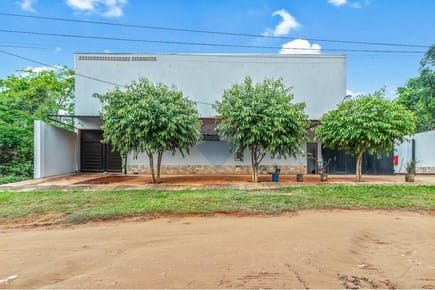Terreno en venta Luque - con depósito incluido
