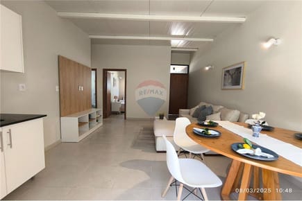 CASA EN BARRIO CERRADO EN LUQUE