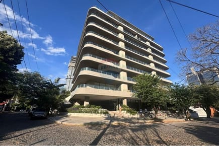 CASA M - 3 SUITES CON JARDIN PRIVADO. CARMELITAS. ASUNCION PARAGUAY
