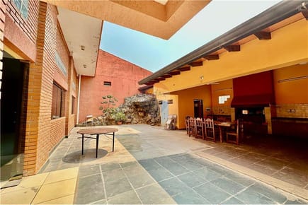 En Venta Casa de 2 plantas - Fernando zona Norte
