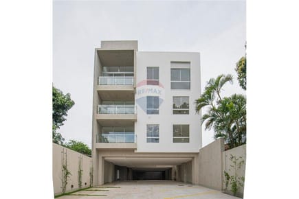 EDIFICIO CON 8.5% DE RENTABILIDAD ACTUAL EN BARRIO SAN VICENTE - ASUNCIÓN
