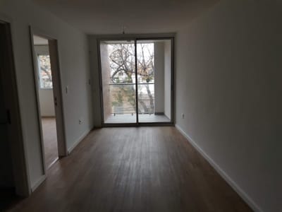 1 dormitorio con renta y garaje a la venta