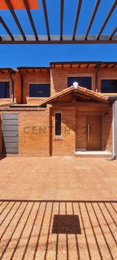 Alquiler de Casa Dúplex en Luque, Central
