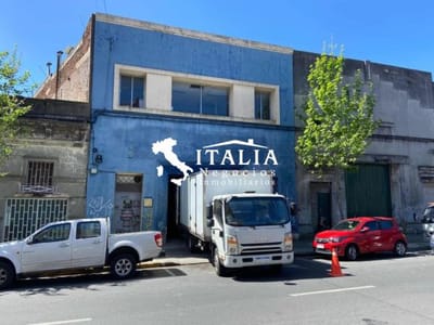 DEPÓSITO DE 2100 M2 EN LA ZONA DEL CORDÓN