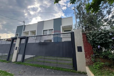 FINO DUPLEX A ESTRENAR CON PISCINA EN MARIANO ROQUE ALONSO