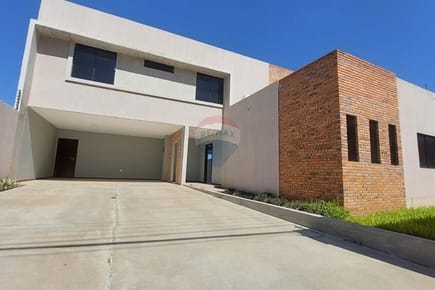 EN VENTA CASA EN LUQUE A MINUTOS DEL EJE CORPORATIVO