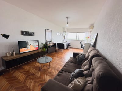 Excelente apartamento 3 dormitorios en Mercado Modelo.