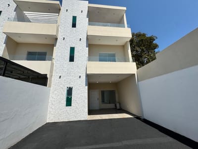 Alquilo duplex en Luque, Zona Rakiura Barrio Loma Merlo