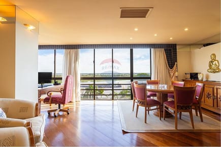 VENDO AMPLIO DEPARTAMENTO CON VISTA AL RIO!