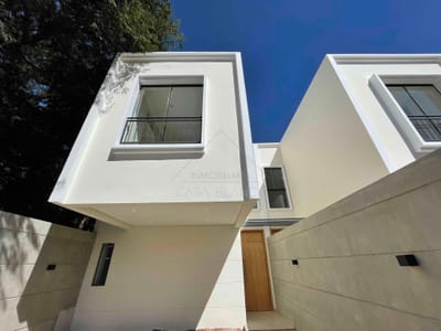 VENTA & ALQUILER‼️ Vivienda pareada en  Luque zona Conmebol