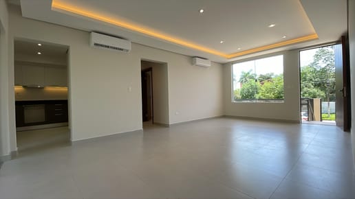 Alquilo dúplex a estrenar En Lambaré Zona Yacht